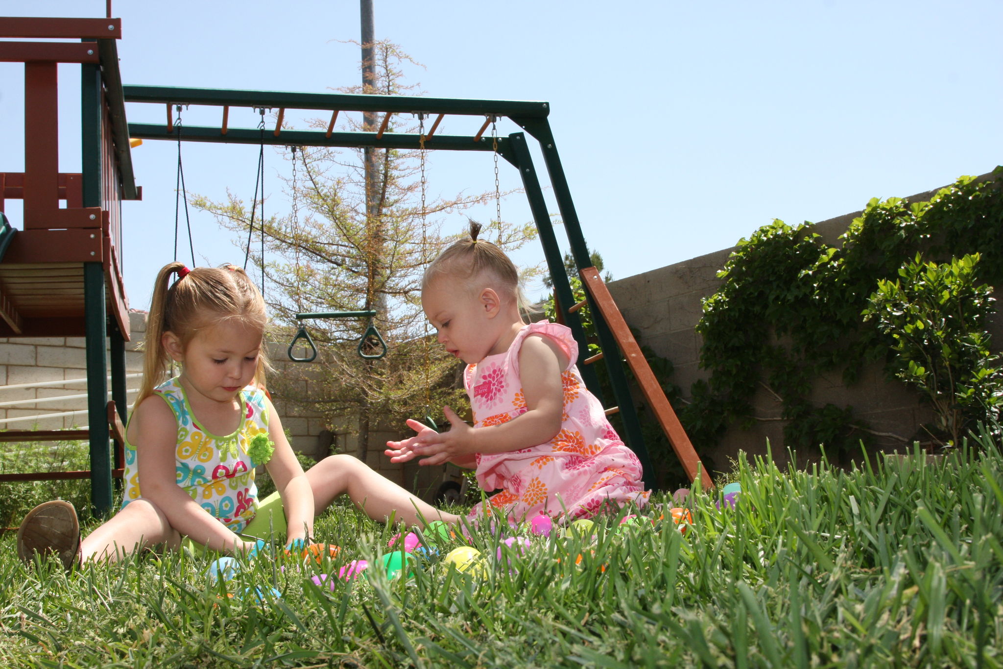 Easter_Egg_Hunt_2011_2814929.JPG